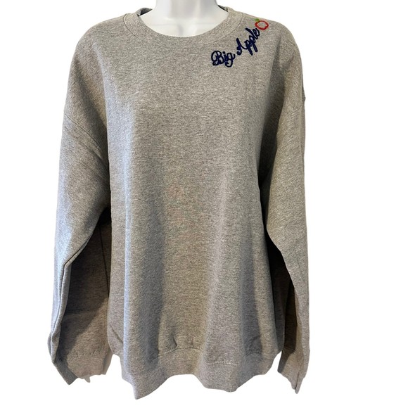 Project Social T Big Apple Embroidered Heather Grey Sweatshirt Size S/M NWT - Picture 1 of 6
